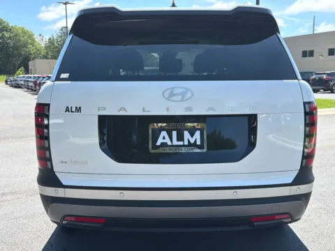 More photos of 2026 Hyundai Palisade Hybrid Blue SEL Premium at ALM Hyundai Athens, GA