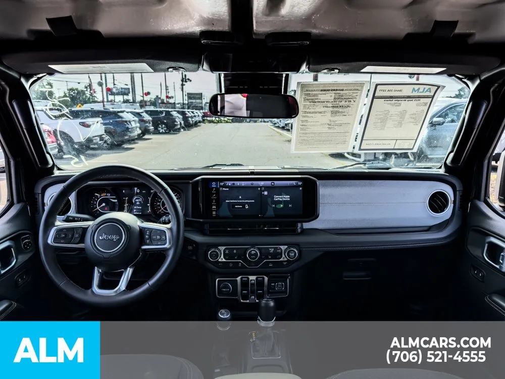 2025 Jeep Wrangler 4-Door Sahara - Photo 12