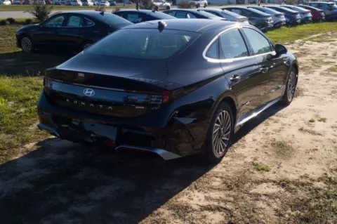 More photos of 2026 Hyundai Sonata Hybrid Limited at ALM Hyundai Athens, GA