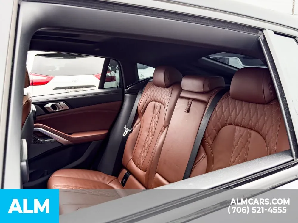 2022 BMW X6 M50i - Photo 15