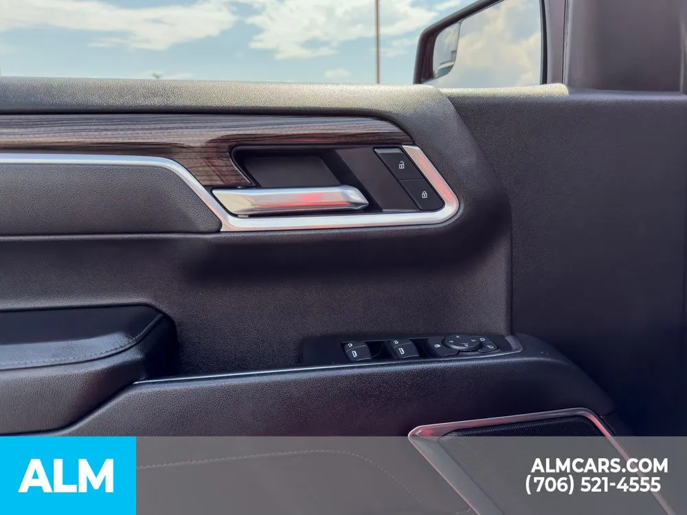 2025 Chevrolet Silverado 1500 LT - Photo 16