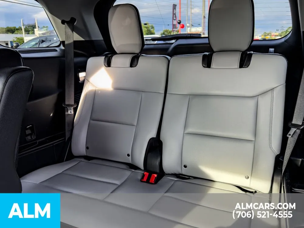 2021 Ford Explorer XLT - Photo 17