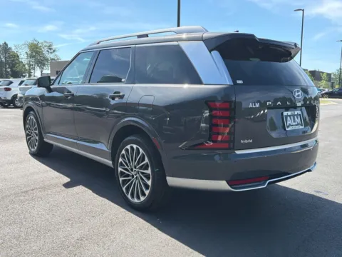 More photos of 2026 Hyundai Palisade Hybrid Calligraphy at ALM Hyundai Athens, GA