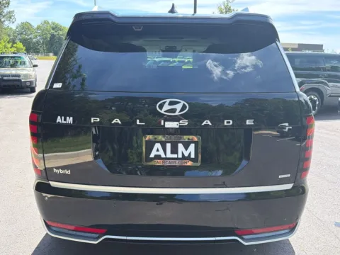 More photos of 2026 Hyundai Palisade Hybrid Calligraphy at ALM Hyundai Athens, GA
