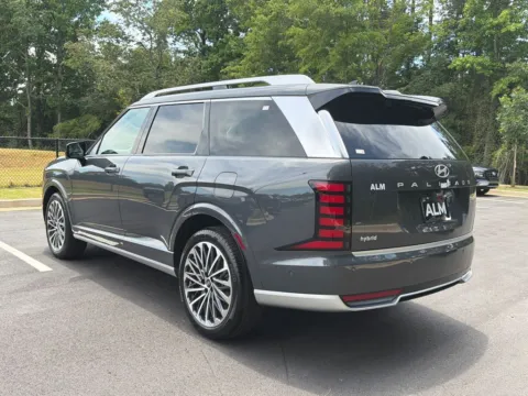 More photos of 2026 Hyundai Palisade Hybrid Calligraphy at ALM Hyundai Athens, GA