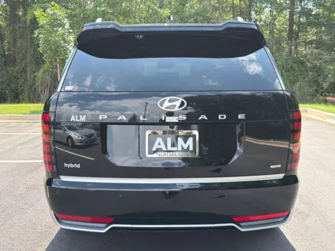 More photos of 2026 Hyundai Palisade Hybrid Calligraphy at ALM Hyundai Athens, GA