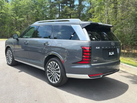 More photos of 2026 Hyundai Palisade Hybrid Calligraphy at ALM Hyundai Athens, GA