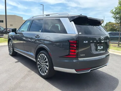More photos of 2026 Hyundai Palisade Hybrid Calligraphy at ALM Hyundai Athens, GA