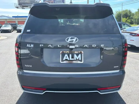 More photos of 2026 Hyundai Palisade Hybrid Calligraphy at ALM Hyundai Athens, GA
