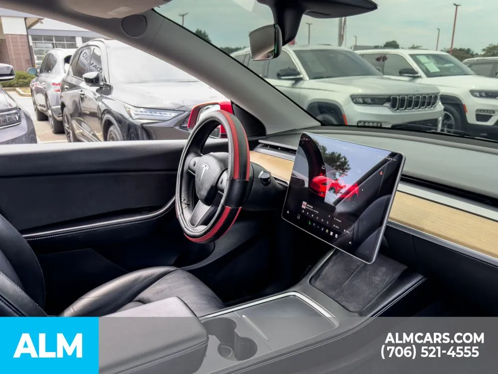 2022 Tesla Model Y Long Range - Photo 16
