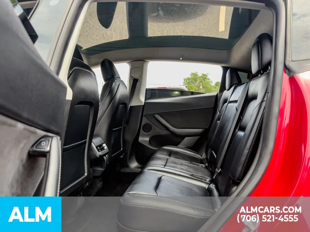 2022 Tesla Model Y Long Range - Photo 15