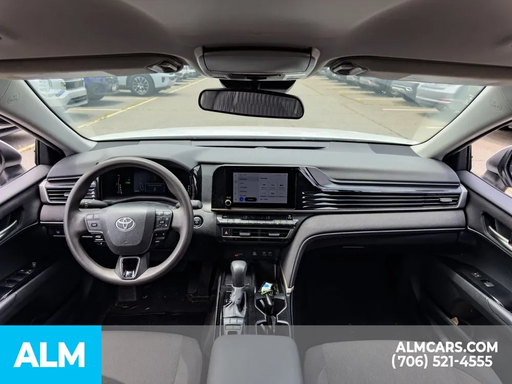 2025 Toyota Camry LE - Photo 20