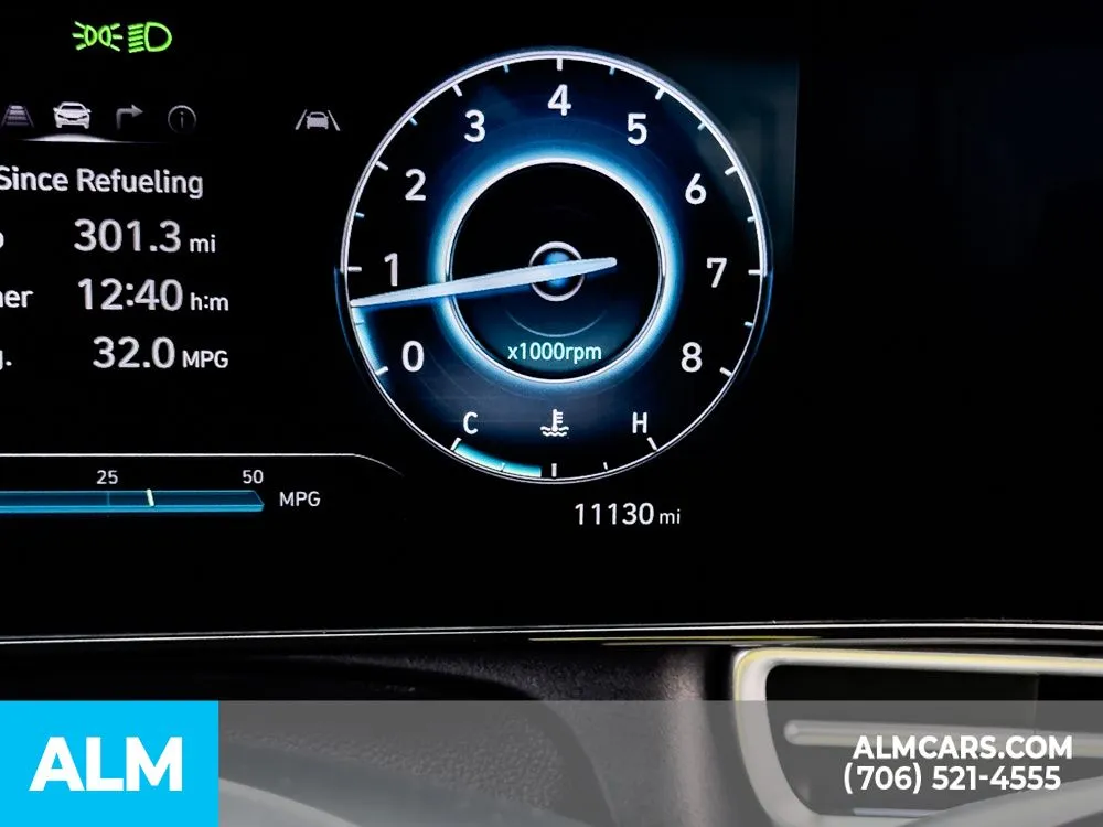 2026 Hyundai Elantra Limited - Photo 12