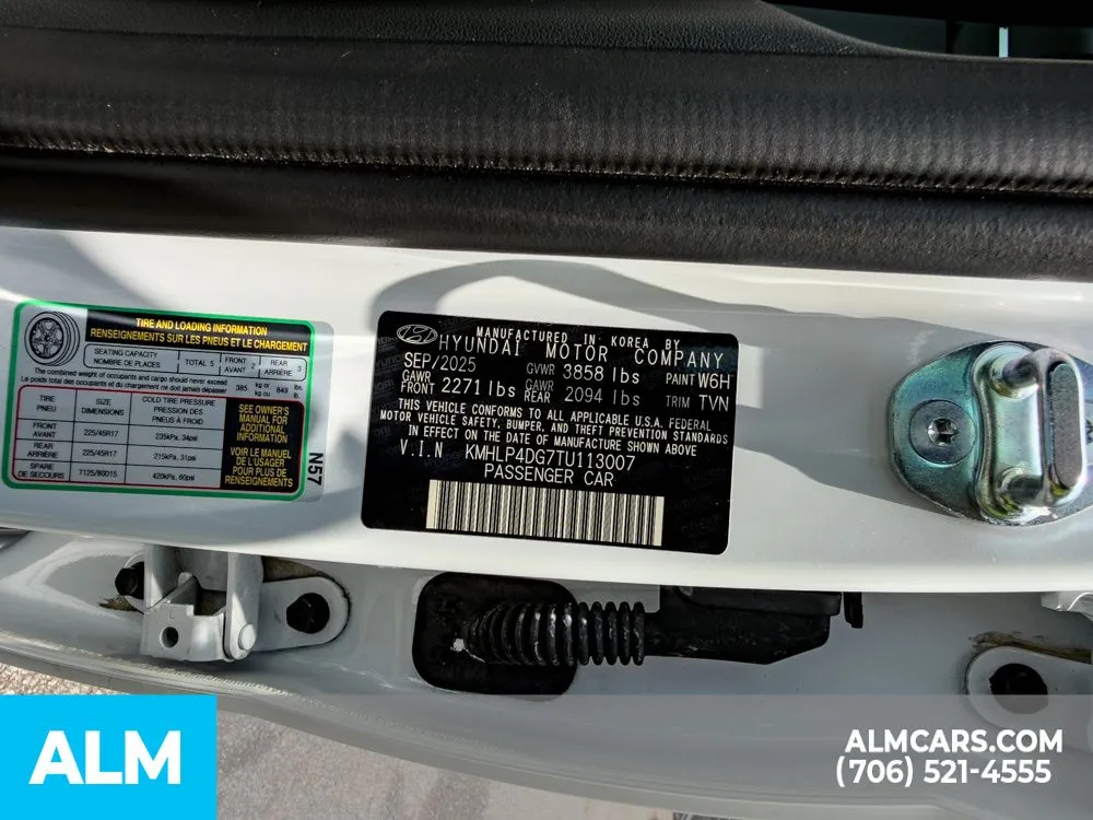2026 Hyundai Elantra Limited - Photo 14