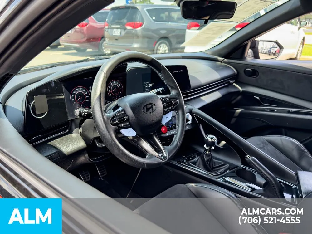 2024 Hyundai Elantra N - Photo 9