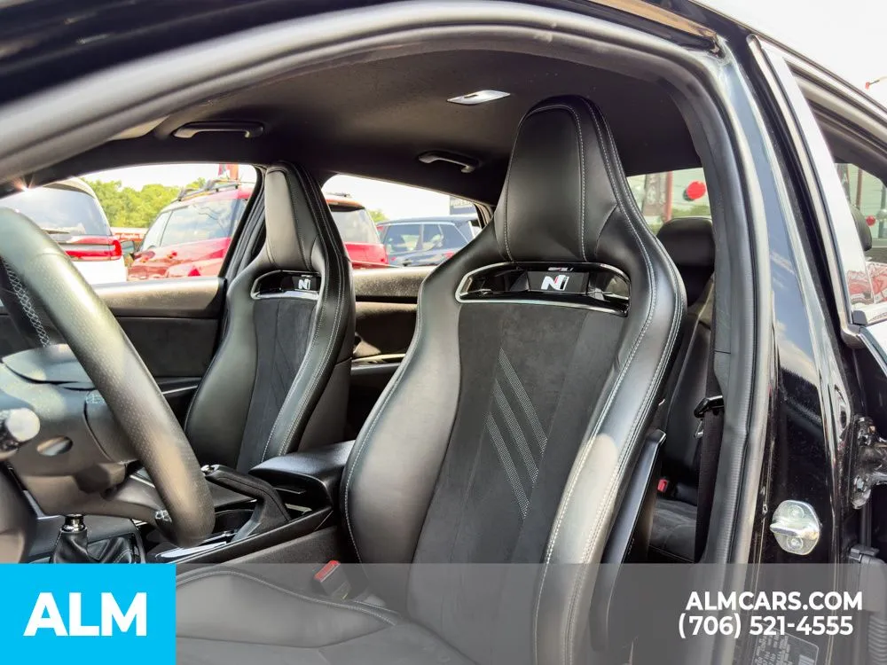 2024 Hyundai Elantra N - Photo 8
