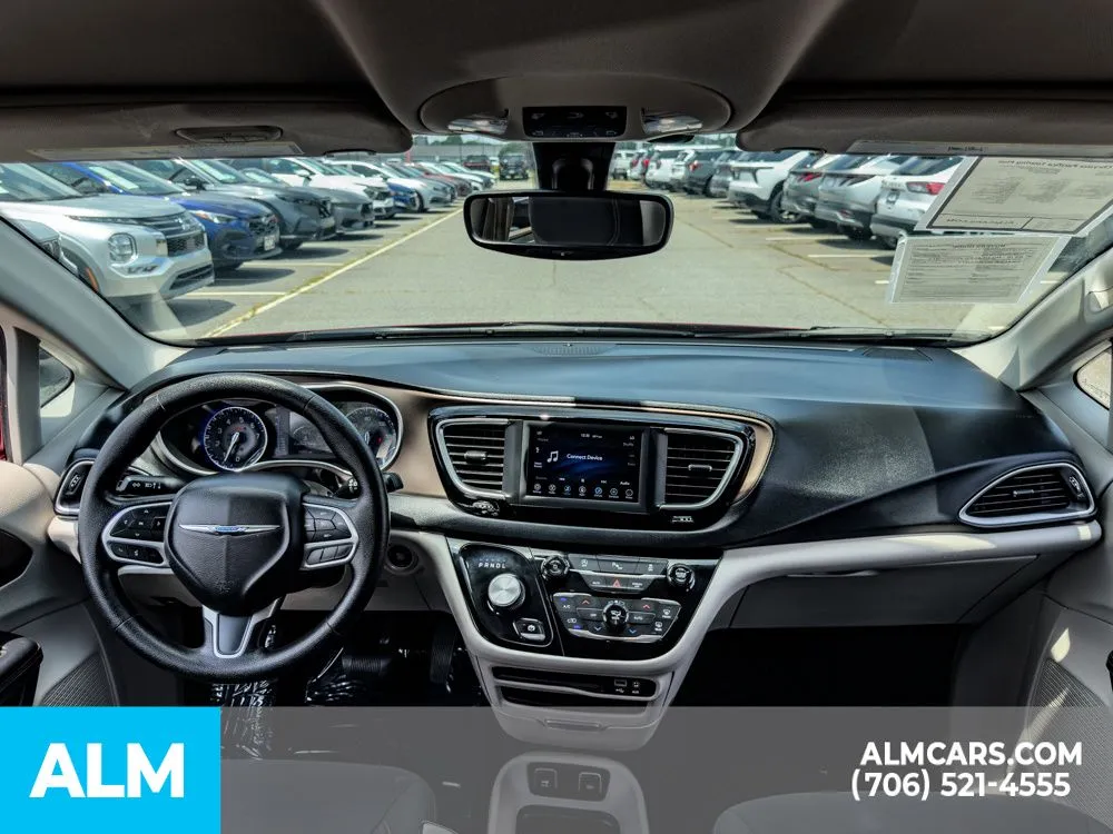 2019 Chrysler Pacifica Touring Plus - Photo 10