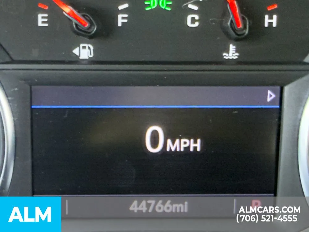 2023 Chevrolet Traverse 1LT - Photo 23