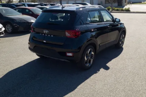 More photos of 2026 Hyundai Venue SEL at ALM Hyundai Athens, GA