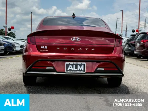 More photos of 2023 Hyundai Sonata SE at ALM Hyundai Athens, GA