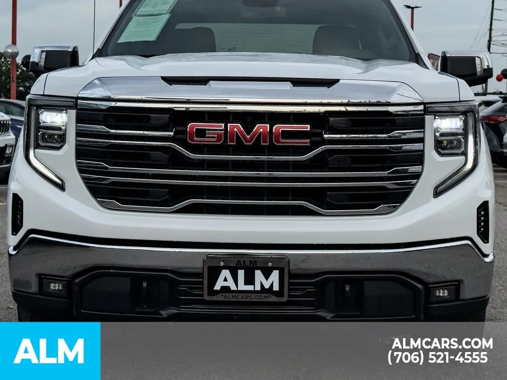 2025 GMC Sierra 1500 SLT - Photo 10