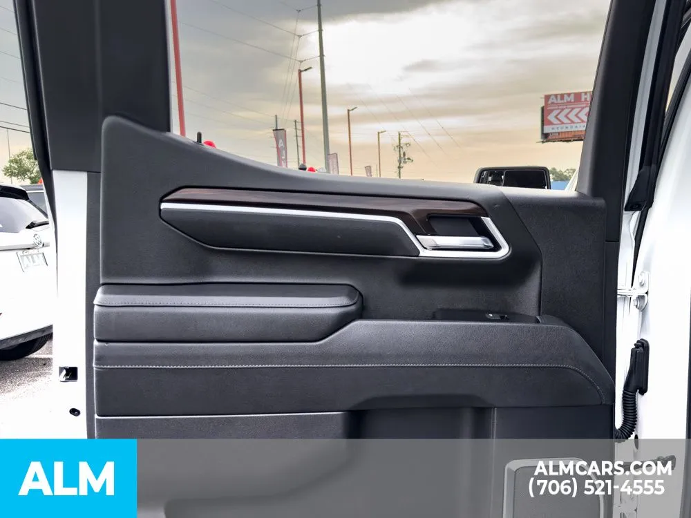 2025 GMC Sierra 1500 SLT - Photo 21