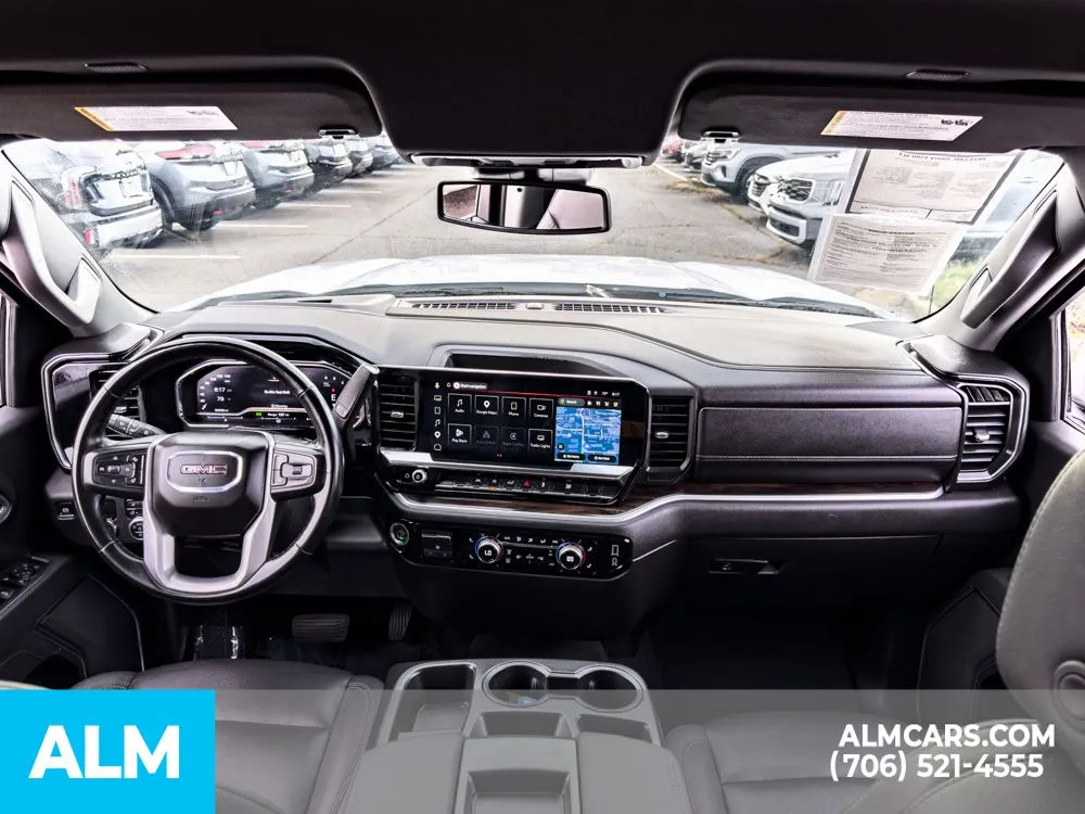 2025 GMC Sierra 1500 SLT - Photo 24
