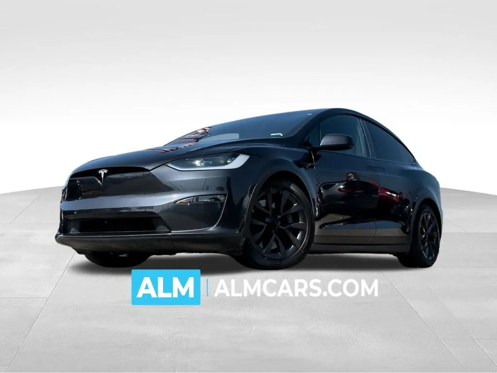 2023 Tesla Model X Long Range's photo