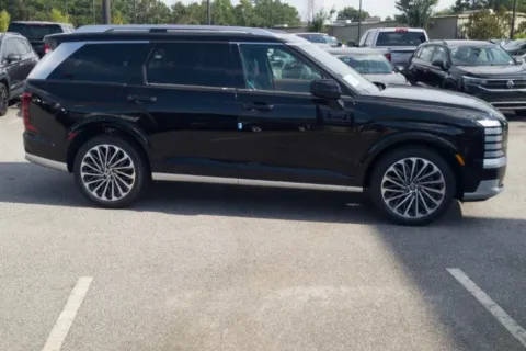More photos of 2026 Hyundai Palisade Hybrid Calligraphy at ALM Hyundai Athens, GA