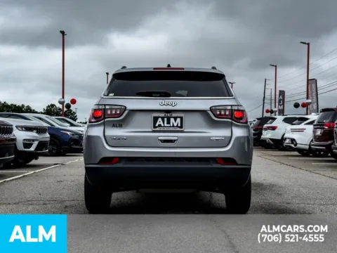 More photos of 2024 Jeep Compass Latitude at ALM Hyundai Athens, GA