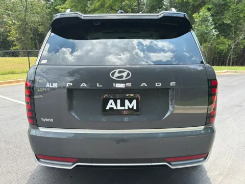 More photos of 2026 Hyundai Palisade Hybrid Calligraphy at ALM Hyundai Athens, GA