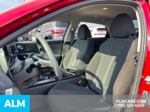 More photos of 2025 Hyundai Elantra SE at ALM Hyundai Athens, GA