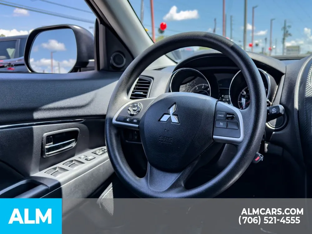 2024 Mitsubishi Outlander Sport ES - Photo 17