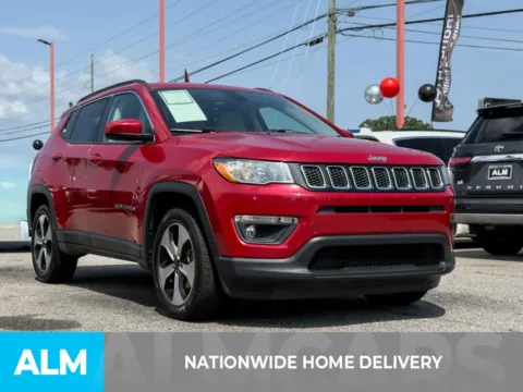 More photos of 2018 Jeep Compass Latitude at ALM Hyundai Athens, GA