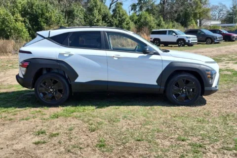 More photos of 2027 Hyundai Kona SEL Sport at ALM Hyundai Athens, GA