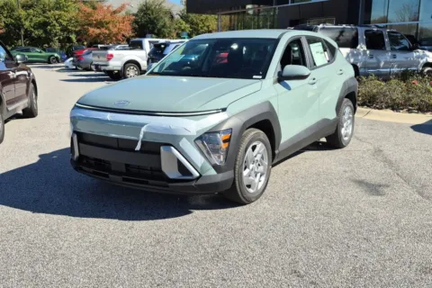Photos of 2027 Hyundai Kona SE for sale in Athens, GA at ALM Hyundai Athens