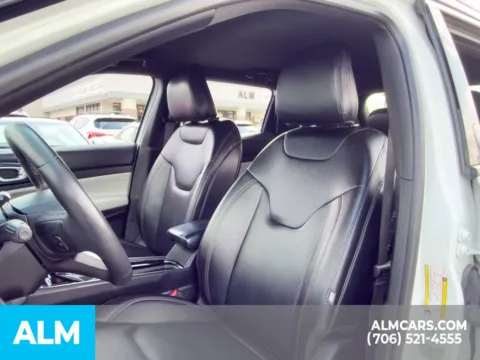 More photos of 2024 Jeep Compass Limited at ALM Hyundai Athens, GA