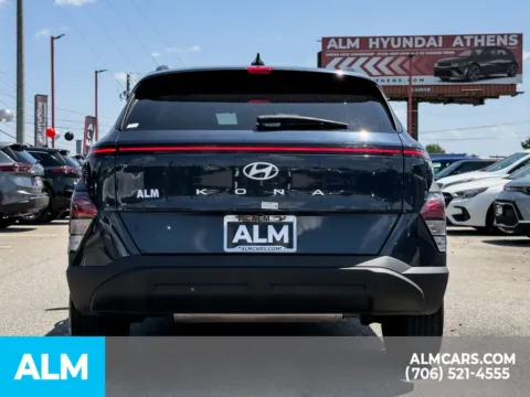 More photos of 2024 Hyundai Kona SEL at ALM Hyundai Athens, GA