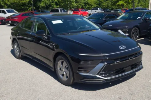 Another view of 2026 Hyundai Sonata SE for sale in Athens, GA at ALM Hyundai Athens