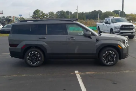 More photos of 2027 Hyundai Santa Fe SEL at ALM Hyundai Athens, GA