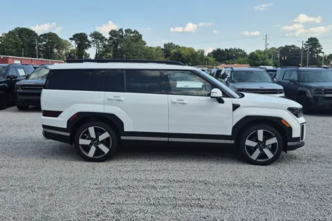 More photos of 2027 Hyundai Santa Fe Limited at ALM Hyundai Athens, GA