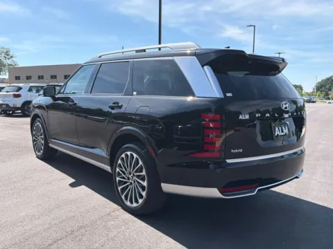 More photos of 2026 Hyundai Palisade Hybrid Calligraphy at ALM Hyundai Athens, GA