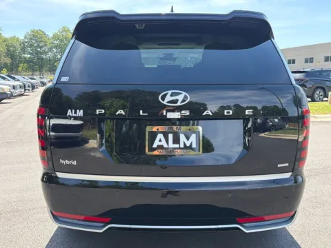 More photos of 2026 Hyundai Palisade Hybrid Calligraphy at ALM Hyundai Athens, GA