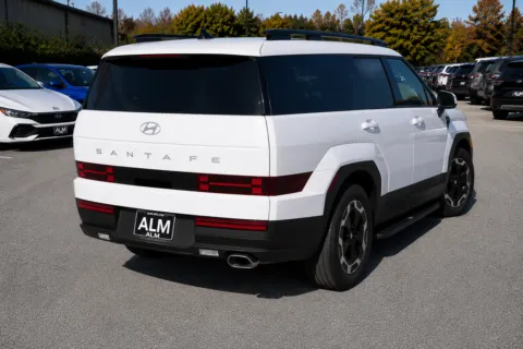 More photos of 2027 Hyundai Santa Fe SEL at ALM Hyundai Athens, GA