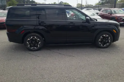 More photos of 2027 Hyundai Santa Fe SEL at ALM Hyundai Athens, GA