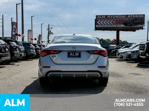 More photos of 2022 Nissan Sentra SV at ALM Hyundai Athens, GA