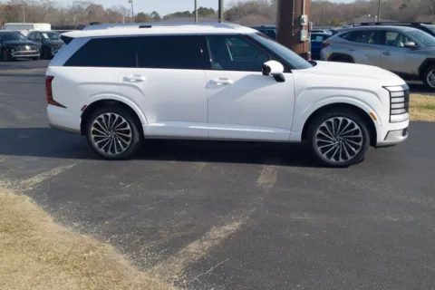 More photos of 2027 Hyundai Palisade Hybrid Calligraphy at ALM Hyundai Athens, GA