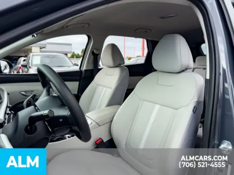 More photos of 2025 Hyundai Tucson SEL at ALM Hyundai Athens, GA