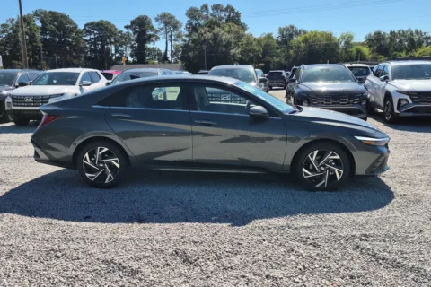 More photos of 2026 Hyundai Elantra Limited at ALM Hyundai Athens, GA