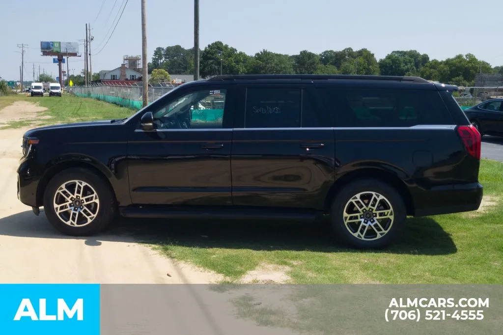 2025 Ford Expedition Active - Photo 11